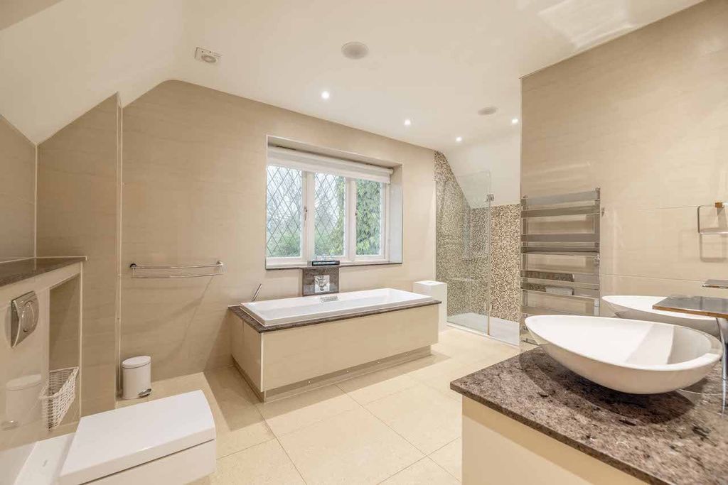 Additional image 7 of 6 bed detached house for saleBurtons Way, Chalfont St Giles HP8