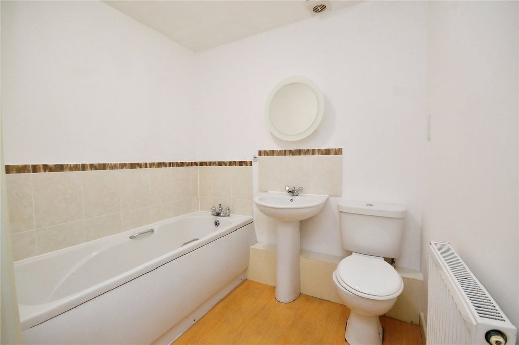 Additional image 7 of 2 bed flat for saleWest Malling Avenue, Plymouth, Devon PL5