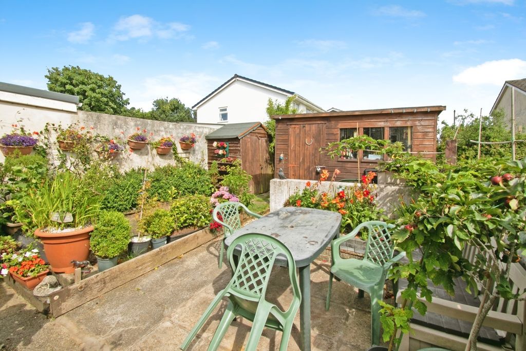Additional image 15 of 1 bed flat for saleNorth Roskear Road, Camborne, Cornwall TR14