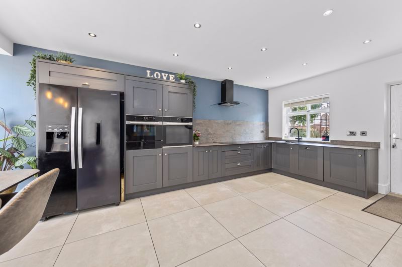 Additional image 15 of 4 bed detached house for saleMansfeldt Road, Newbold, Chesterfield S41