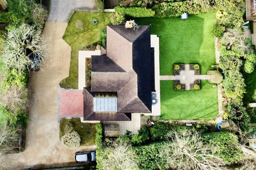 Additional image 31 of 5 bed detached house for saleGolf Drive, Camberley GU15