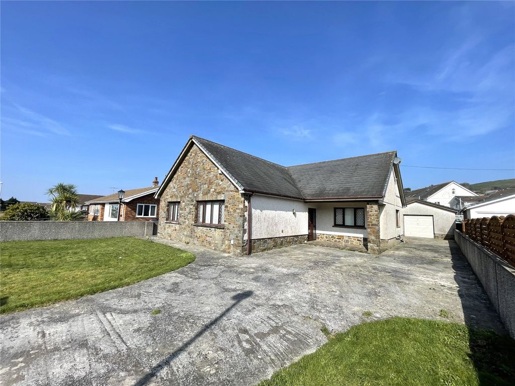 5 bed detached house for saleMaenor Helyg, Pembrey, Burry Port, Carmarthenshire SA16