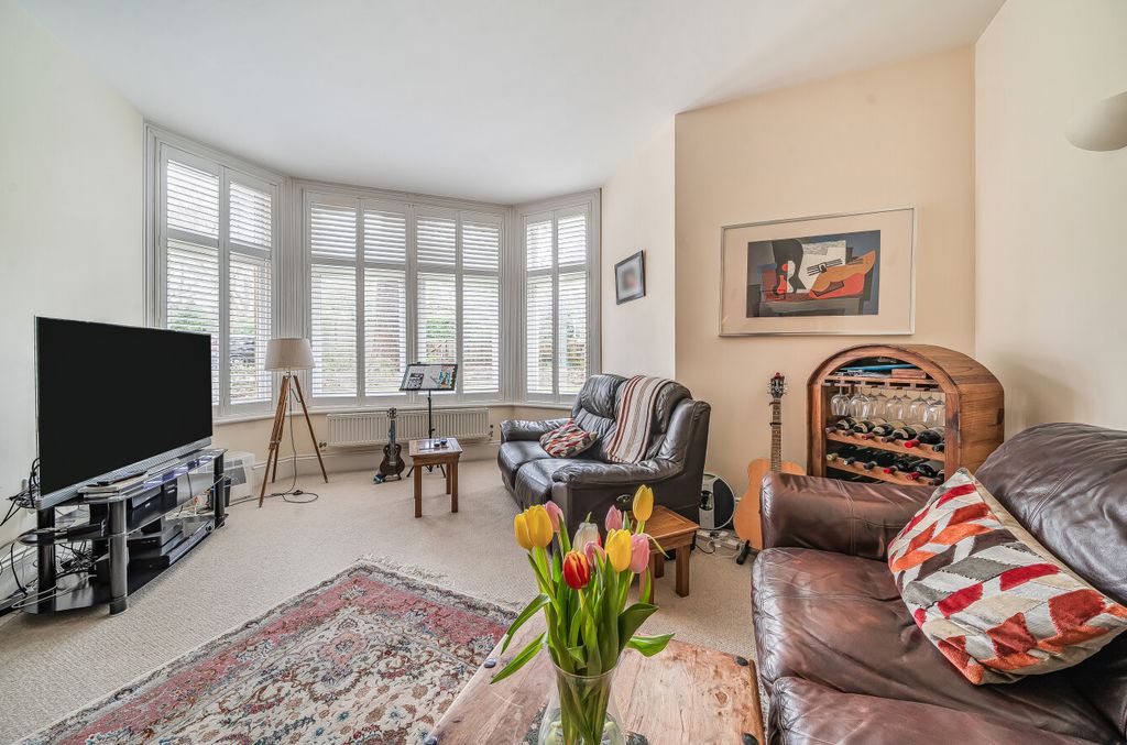 Additional image 9 of 2 bed flat for saleUpper Park Place, 29-31 Upper Park Road, Camberley, Surrey GU15