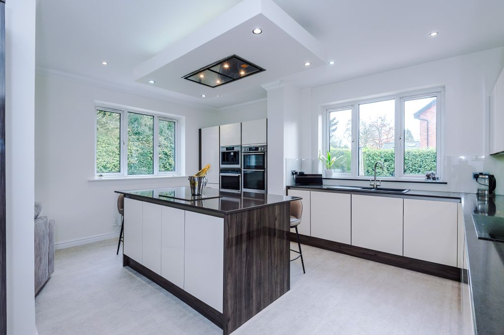 Additional image 18 of 5 bed detached house for saleParkside Drive South, Whittle-Le-Woods, Chorley, Lancashire PR6