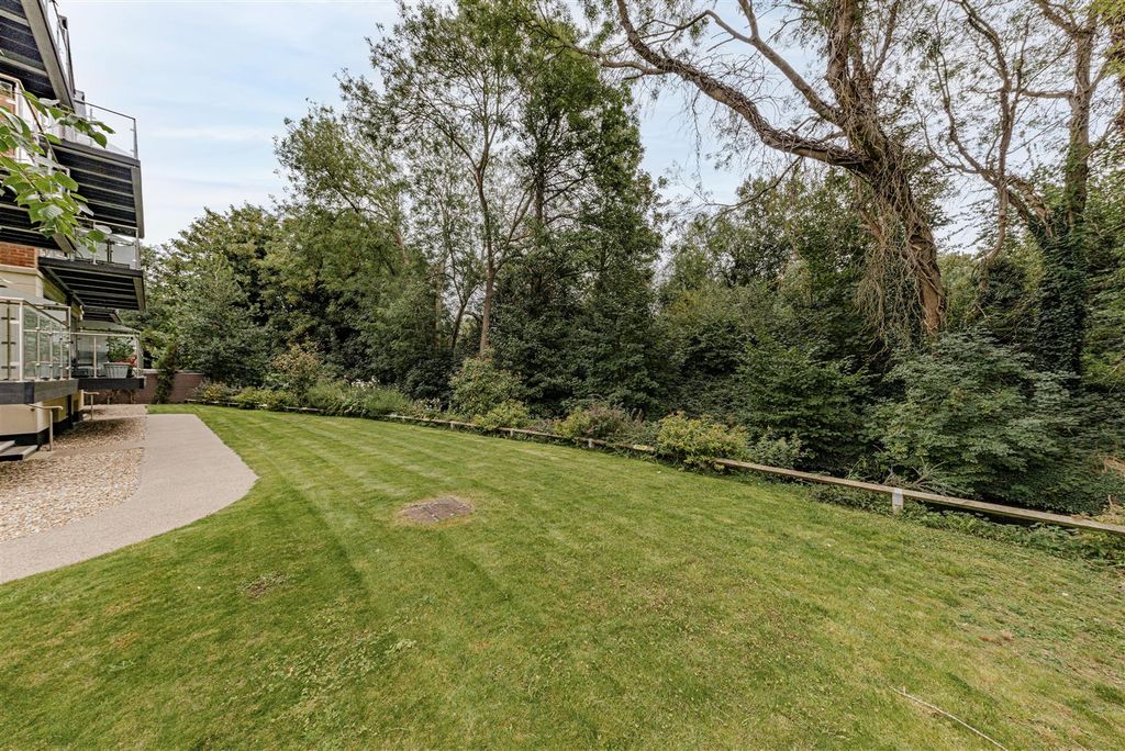 Additional image 19 of 2 bed flat for saleSt. Stephen's Road, Canterbury CT2