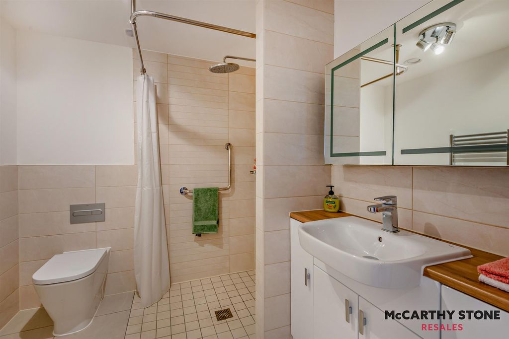 Additional image 7 of 2 bed flat for saleMiami House, Princes Road, Chelmsford, Essex CM2
