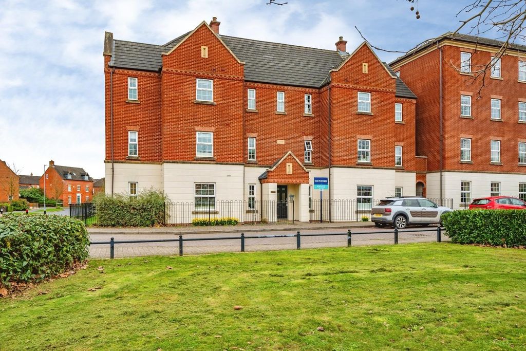 1 bed flat for saleHarleston House, Deykin Road, Lichfield, Staffordshire WS13