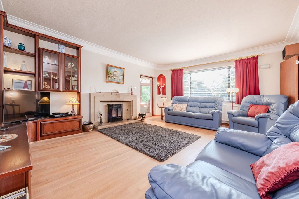 Additional image 9 of 5 bed detached house for saleHarestone Hill, Caterham CR3