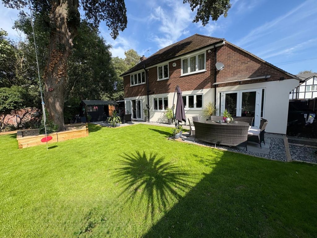 Additional image 12 of 4 bed detached house for saleLittle Green Lane, Chertsey, Surrey KT16