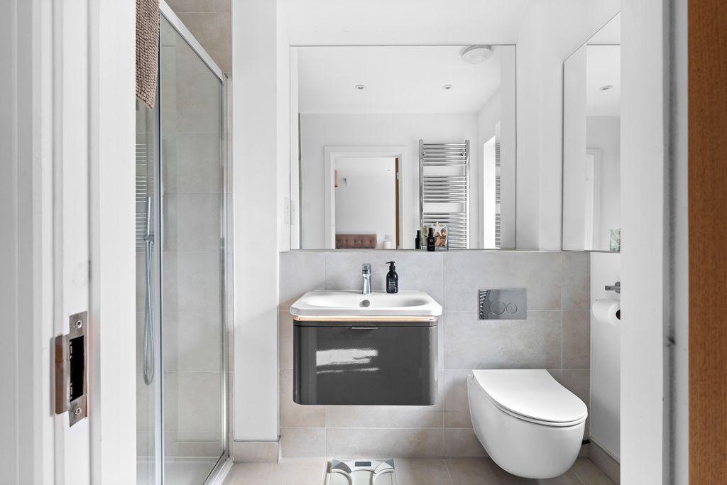 Additional image 16 of 4 bed detached house for salePorkele Place, Caterham CR3