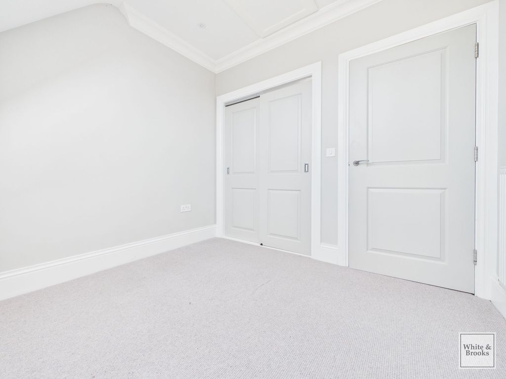 Additional image 10 of 2 bed flat for saleLavant Road, Chichester PO19