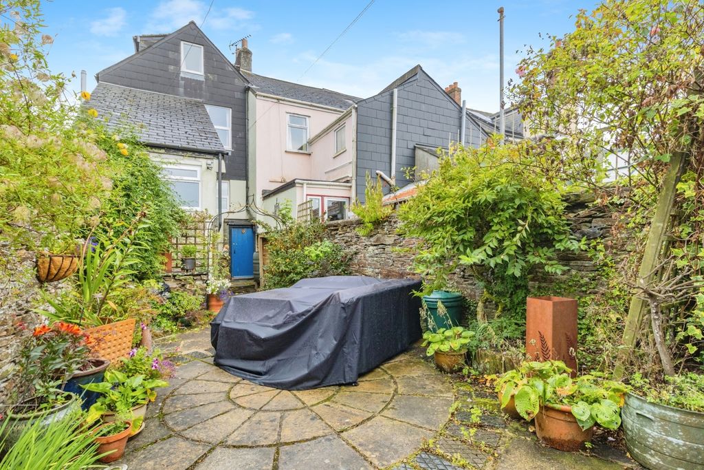 Additional image 12 of 5 bed end terrace house for saleValentine Row, Callington, Cornwall PL17