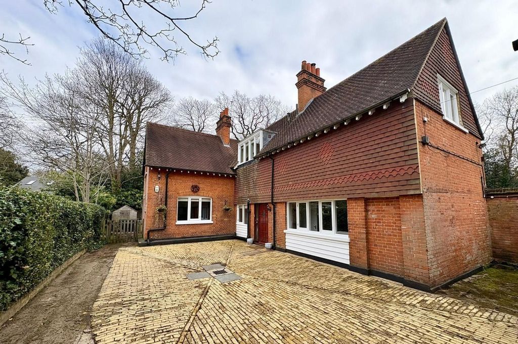Additional image 2 of 4 bed detached house for saleKemnal Road, Chislehurst, Kent BR7