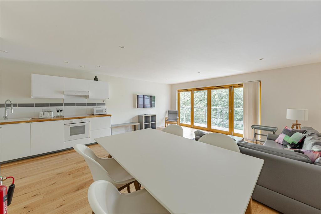 Additional image 8 of 2 bed flat for saleSt. Stephen's Road, Canterbury CT2