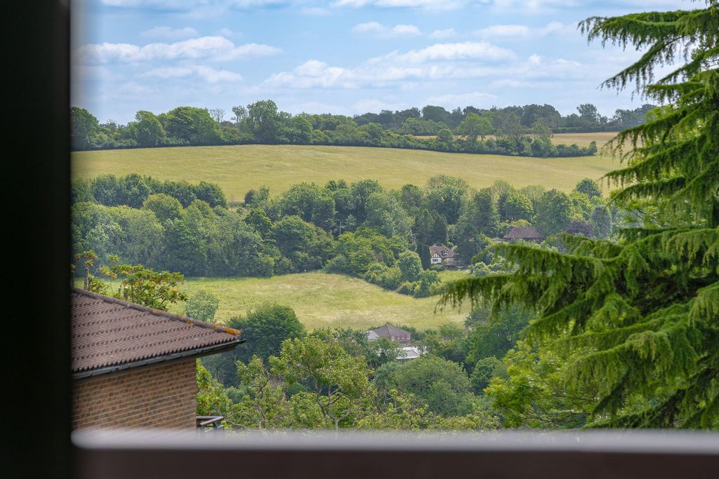 Additional image 24 of 5 bed flat for saleSt. Mary's Mount, Caterham CR3