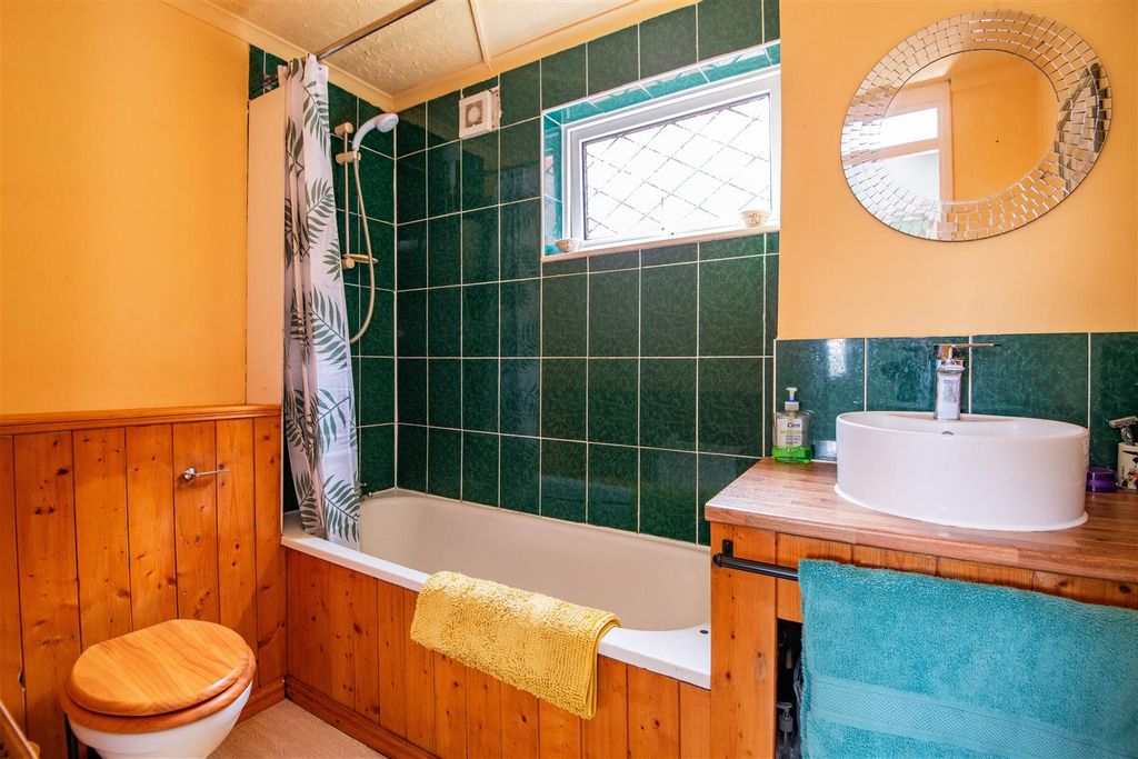 Additional image 11 of 3 bed flat for saleFell View, Chorley PR6