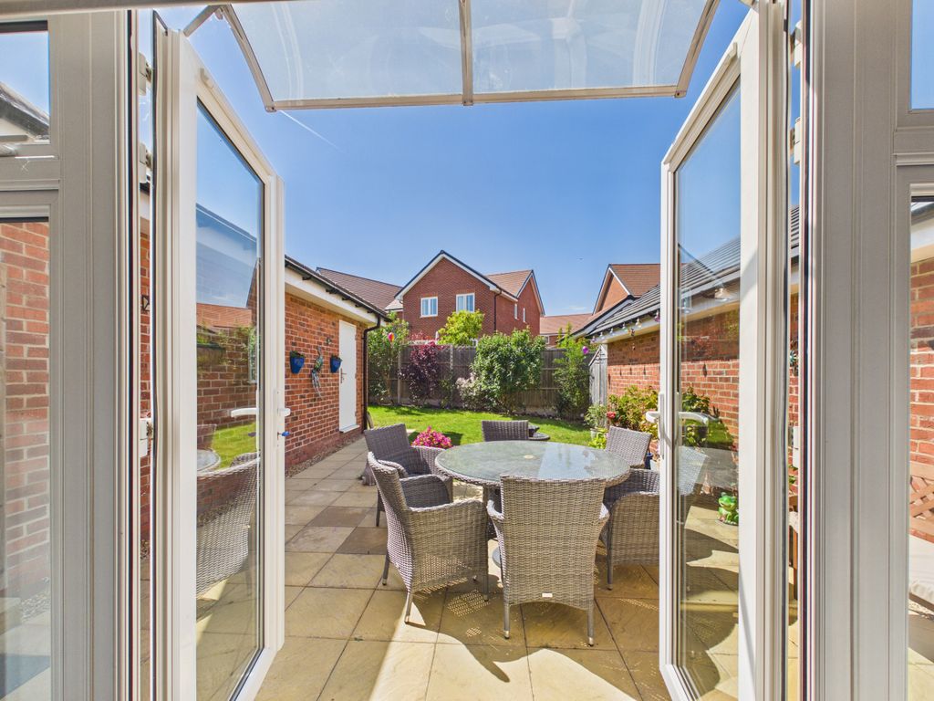 Additional image 5 of 3 bed detached house for saleMoor Close, Chinnor, Oxfordshire OX39