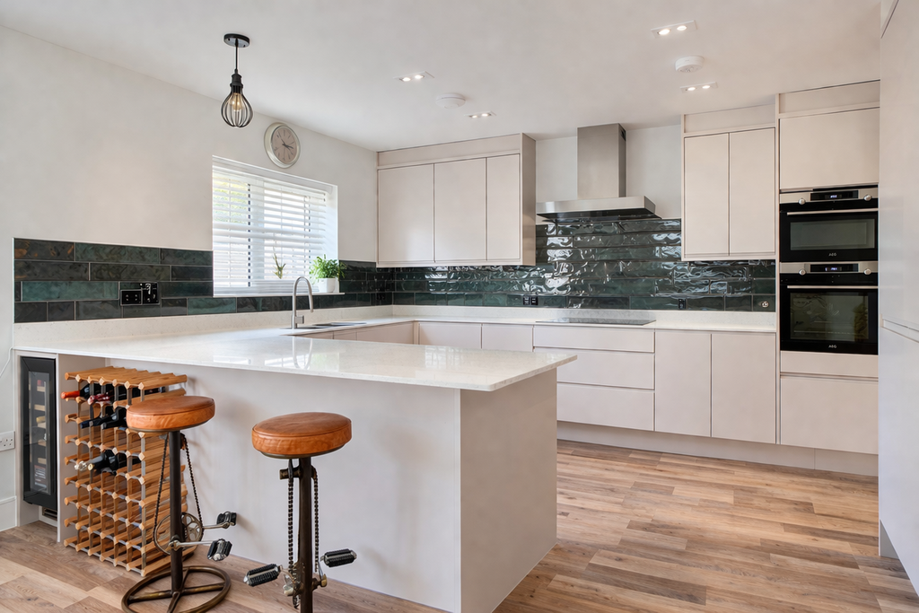 Additional image 3 of 5 bed detached house for saleThe Robins, Caterham CR3