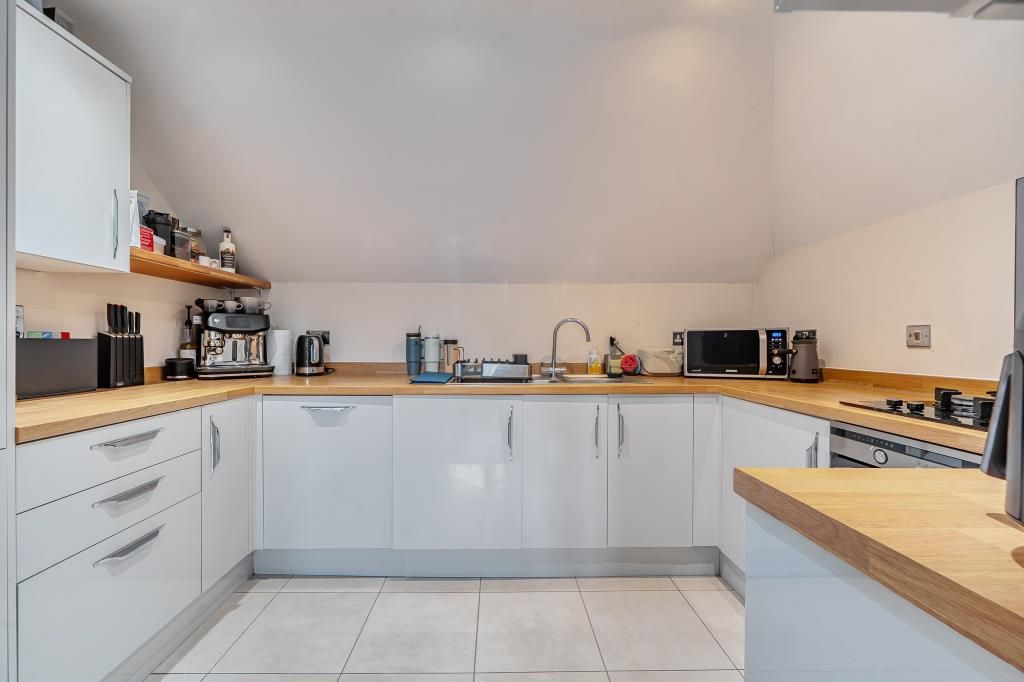 Additional image 3 of 2 bed flat for saleChesham, Buckinghamshire HP5