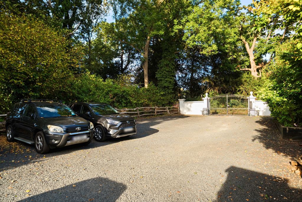 Additional image 18 of 4 bed end terrace house for saleSt. Anns Hill Road, Chertsey KT16