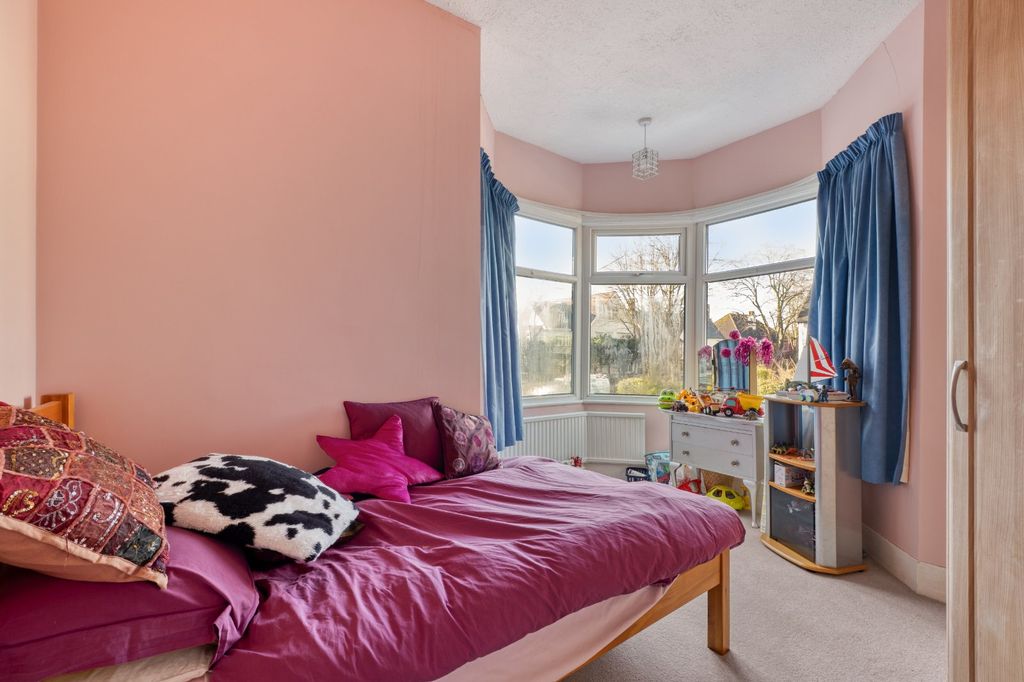 Additional image 10 of 4 bed semi-detached house for salePark Hill, Carshalton SM5