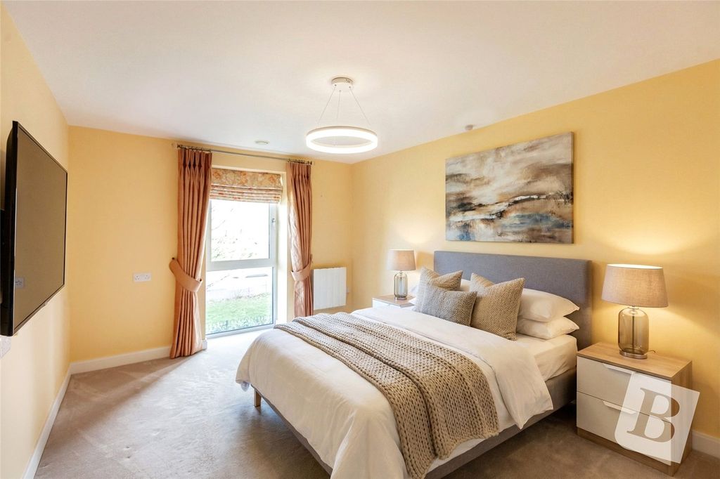 Additional image 3 of 2 bed flat for saleMiami House, Princes Road, Chelmsford, Essex CM2