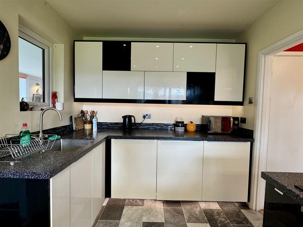 Additional image 10 of 3 bed detached bungalow for saleLoop Road, Beachley, Chepstow NP16