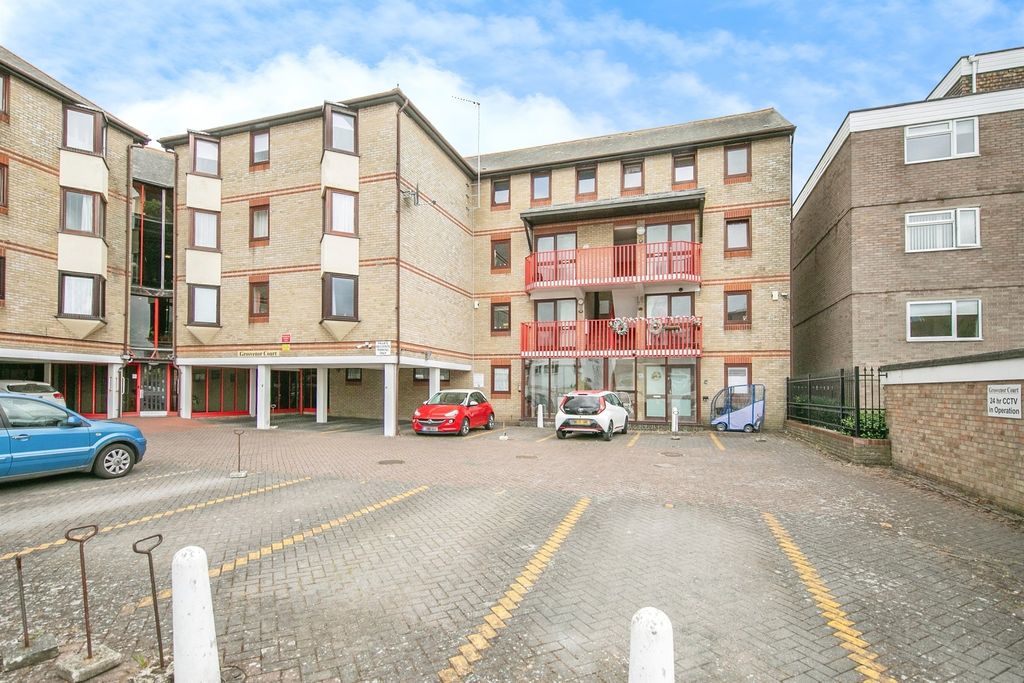 Additional image 14 of 2 bed flat for saleRosemary Road, Clacton-On-Sea CO15