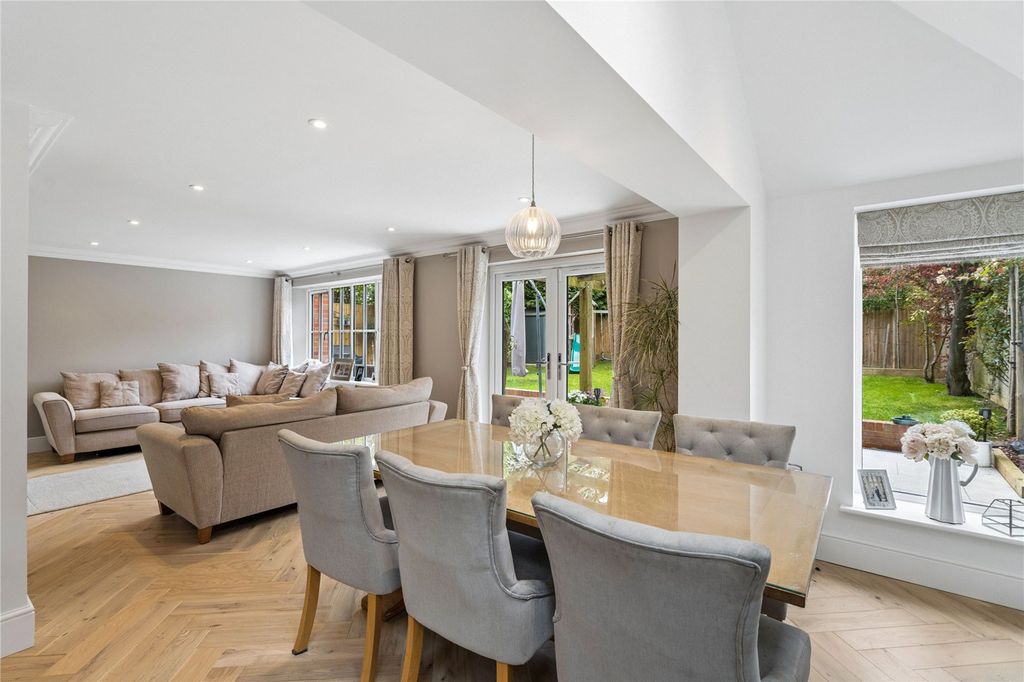 Additional image 3 of 4 bed detached house for saleCrossway, Chesham, Buckinghamshire HP5