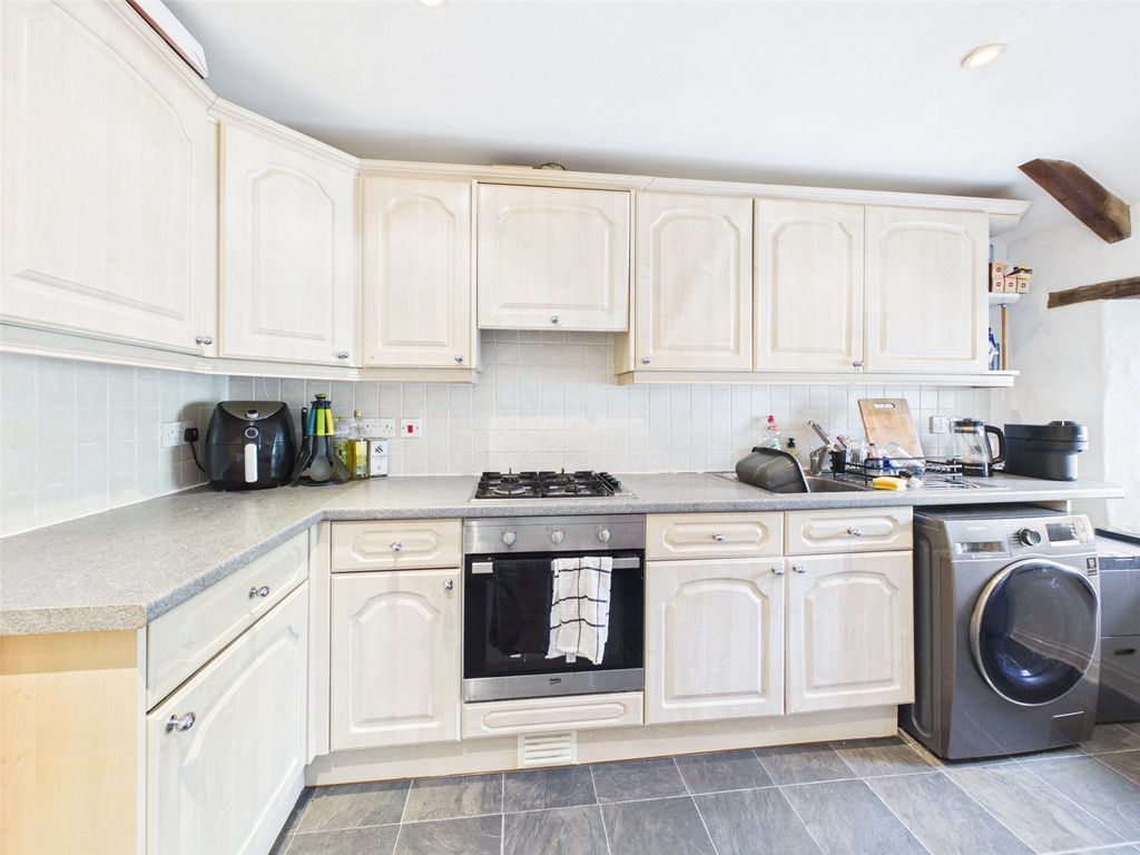 Additional image 7 of 2 bed flat for saleFoundry Court, Wadebridge, Cornwall PL27