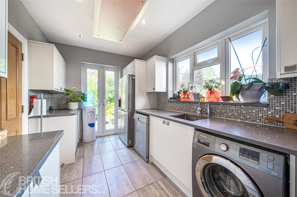 Additional image 5 of 6 bed detached house for saleWoodmansterne Road, Carshalton SM5
