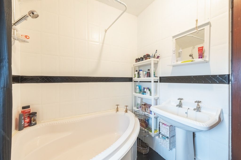 Additional image 16 of 2 bed maisonette for saleMain Street, Wishaw ML2