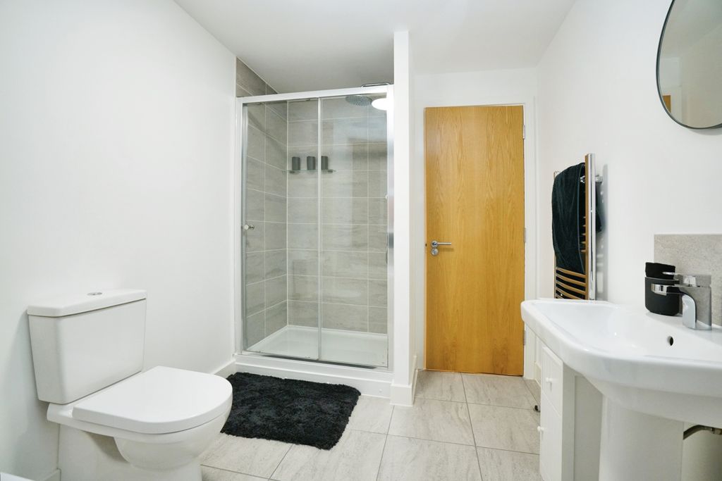 Additional image 19 of 5 bed detached house for saleRyeback Close, Burton-On-Trent DE15