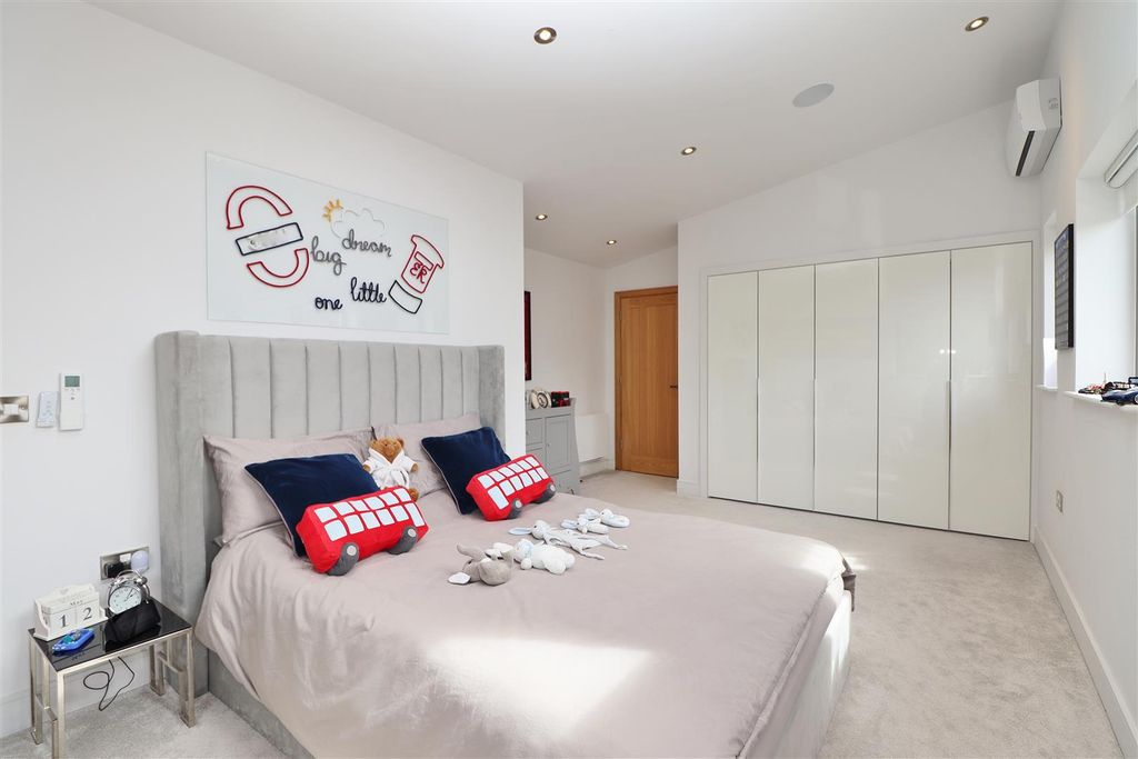 Additional image 21 of 4 bed detached house for saleSandy Lane, Bushey WD23