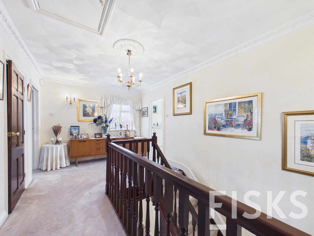 Additional image 12 of 4 bed detached house for saleLeigh Road, Canvey Island SS8