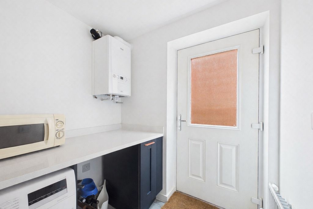 Additional image 6 of 3 bed detached house for saleAdmiral Way, Chinnor, Oxfordshire OX39