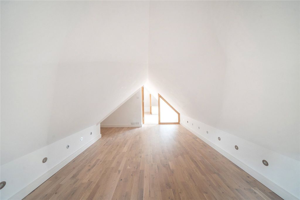 Additional image 26 of 2 bed flat for saleCamden Park Road, Chislehurst BR7