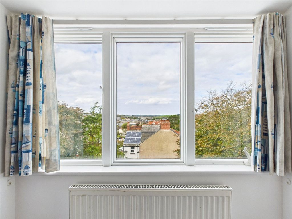 Additional image 12 of 2 bed flat for saleFernleigh Road, Wadebridge, Cornwall PL27