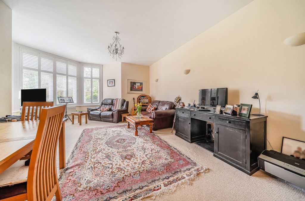 Additional image 10 of 2 bed flat for saleUpper Park Place, 29-31 Upper Park Road, Camberley, Surrey GU15