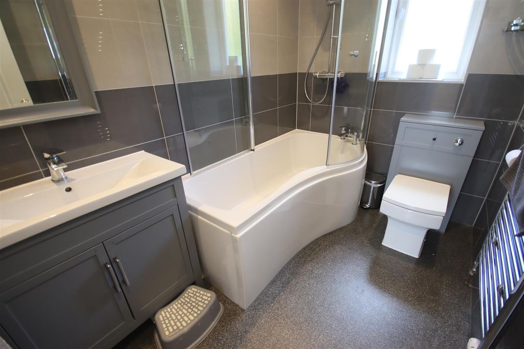 Additional image 17 of 5 bed detached house for saleChamberlain Road, Chippenham SN14
