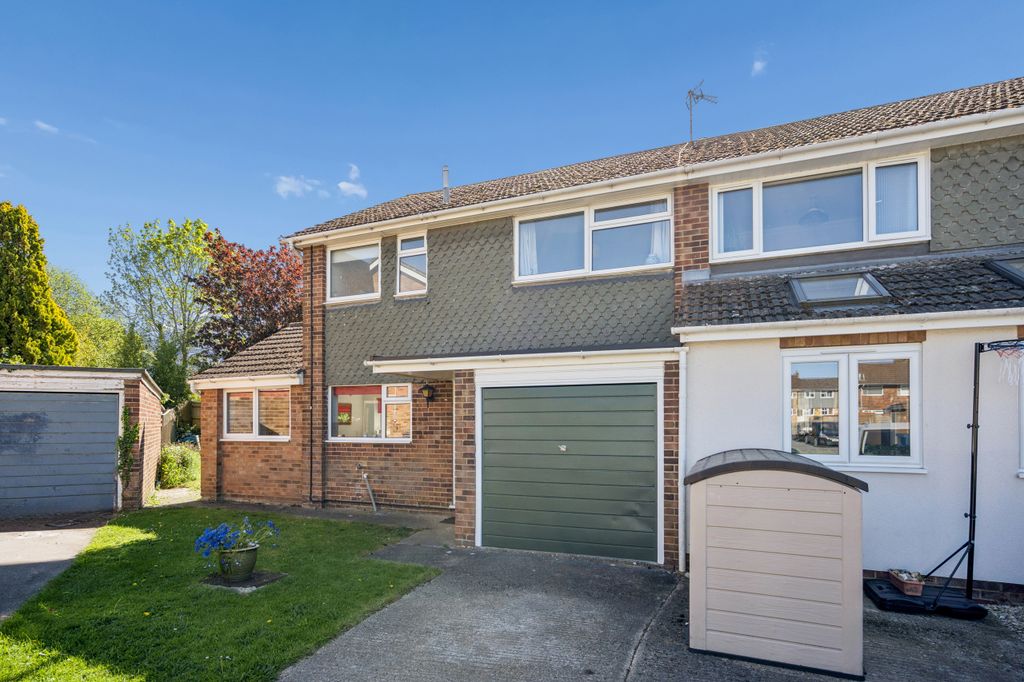 Additional image 17 of 3 bed semi-detached house for saleHunters Point, Chinnor, Oxfordshire OX39