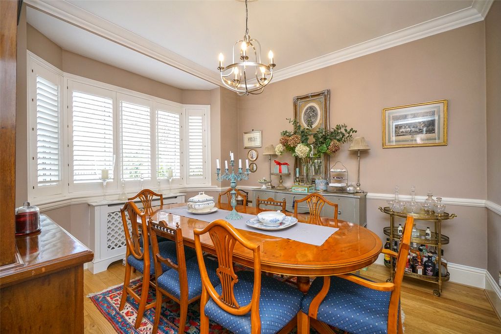 Additional image 17 of 5 bed detached house for saleChiltern Close, Bushey, Hertfordshire WD23