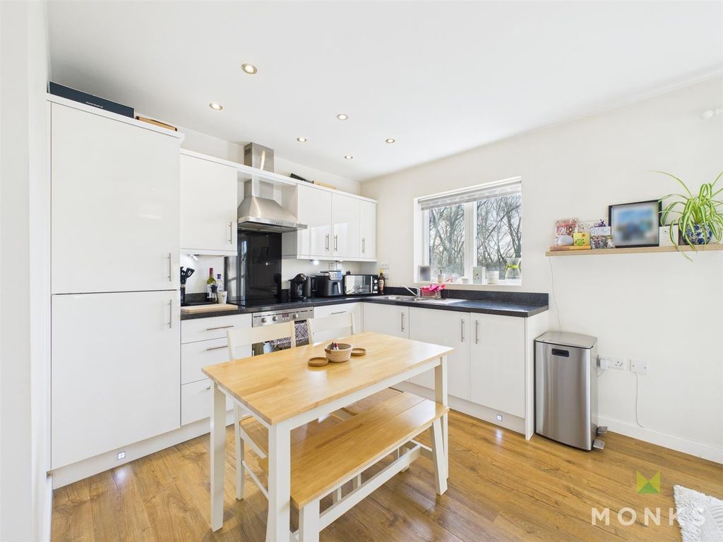 Additional image 5 of 2 bed flat for saleSaffron House, Mill Court, Shrewsbury SY2