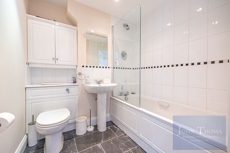 Additional image 8 of 2 bed flat for saleManor Road, Chigwell IG7