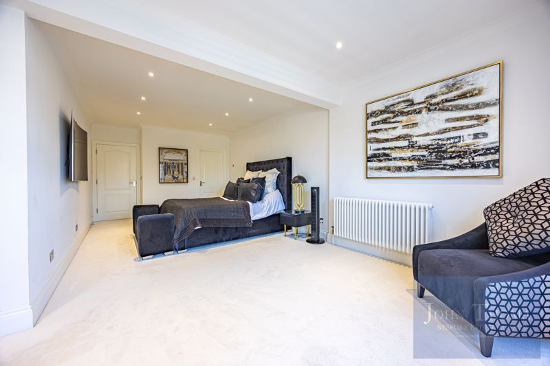 Additional image 22 of 5 bed detached house for saleTomswood Road, Chigwell IG7