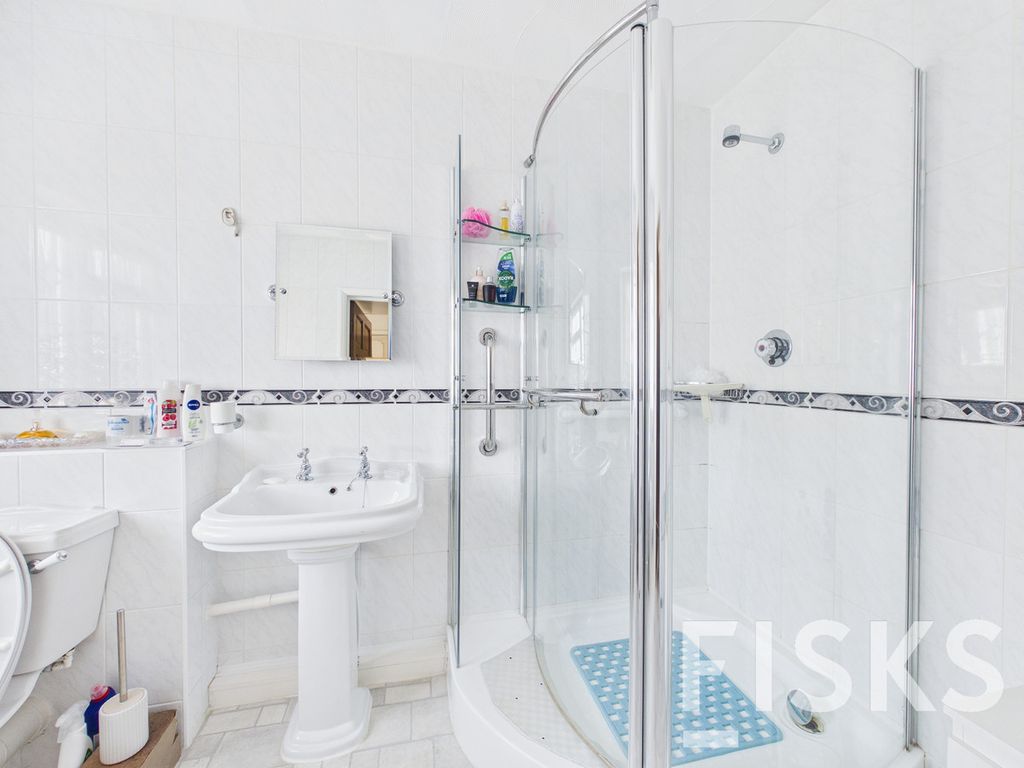 Additional image 17 of 4 bed detached house for saleLeigh Road, Canvey Island SS8