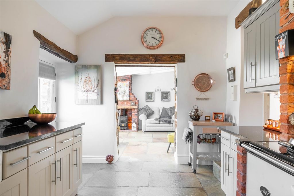Additional image 13 of 4 bed property for saleHawthorne Barns, Walton Back Lane, Somersall, Chesterfield S42