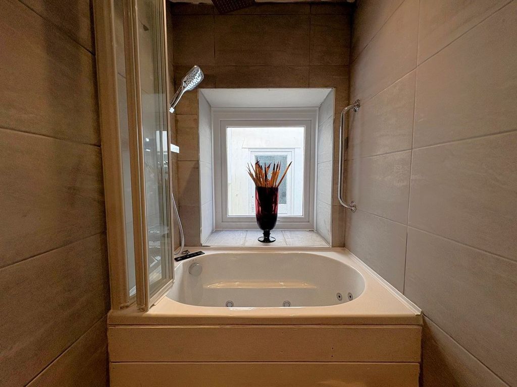Additional image 17 of 9 bed town house for saleSt Marys Street, Carmarthen SA31