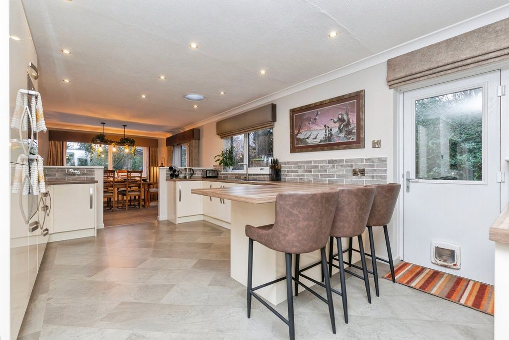 Additional image 2 of 4 bed detached bungalow for saleCragside, Chester Le Street DH2