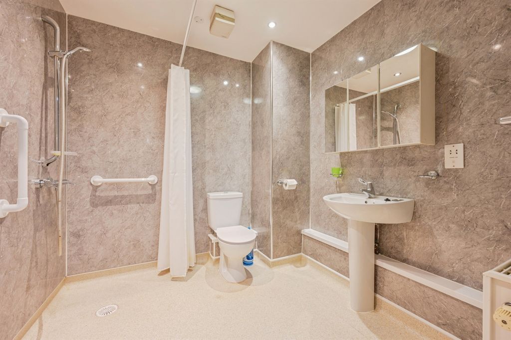 Additional image 11 of 1 bed flat for saleLower Sandford Street, Lichfield WS13